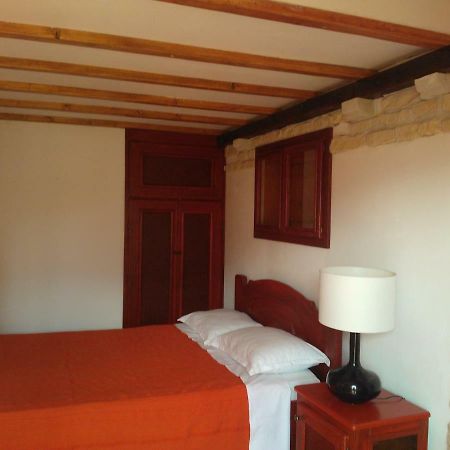 Apartments Picasso Komiža Extérieur photo