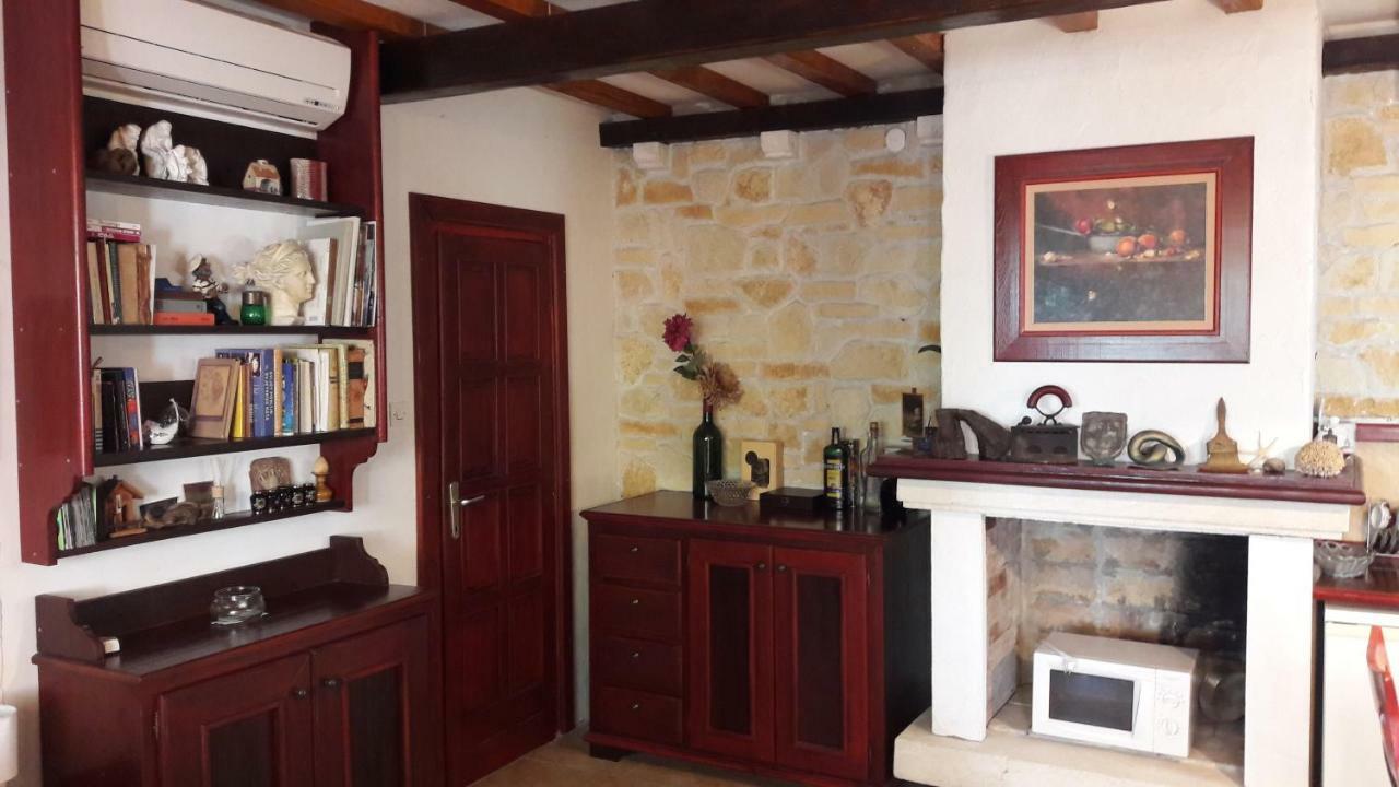 Apartments Picasso Komiža Extérieur photo