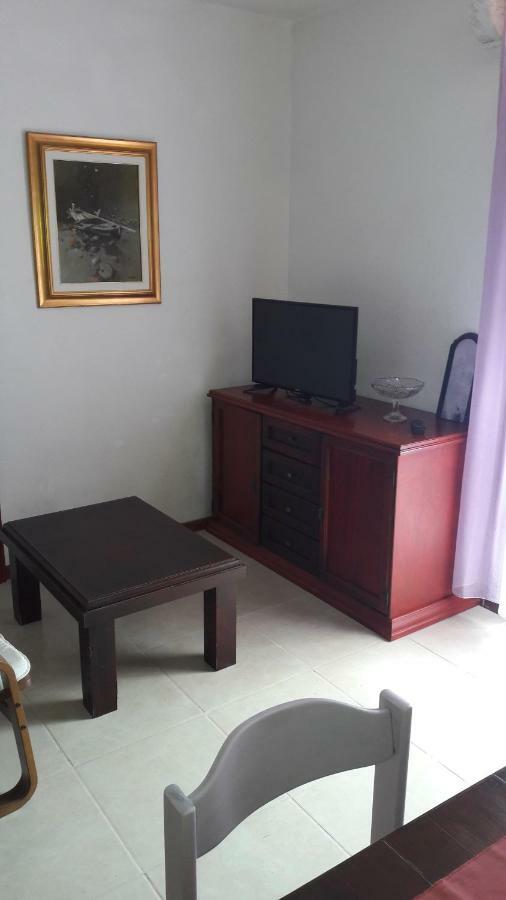 Apartments Picasso Komiža Extérieur photo